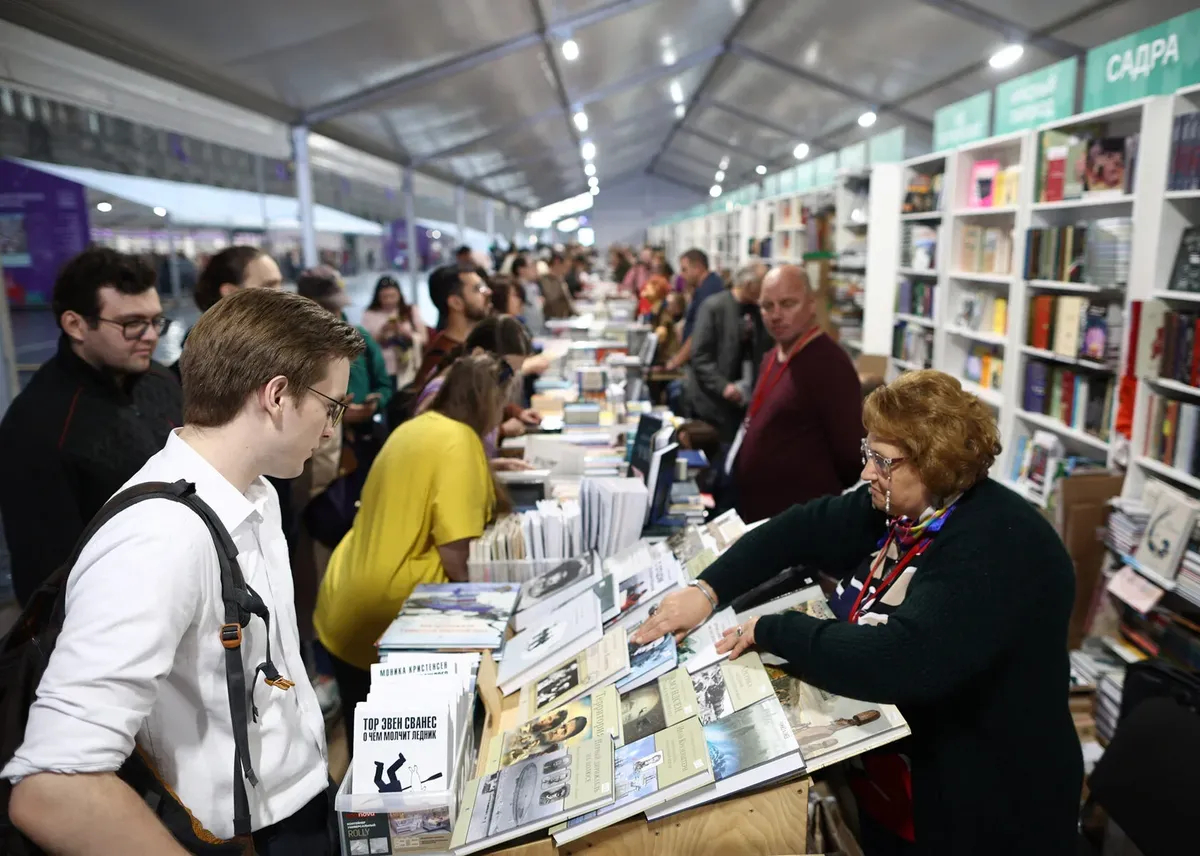 Книжная ярмарка на фестивале «Красная площадь 2023» в Москве. Фото: Книжный фестиваль «Красная площадь»
