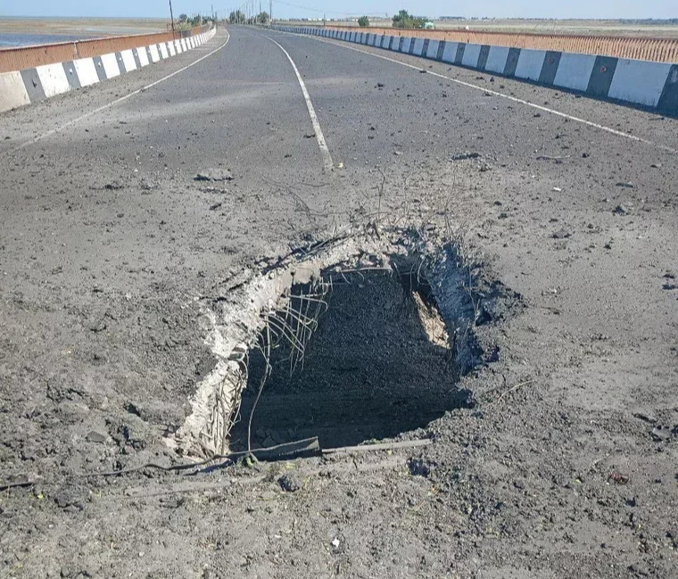 On a bridge to Crimea. photo: social media