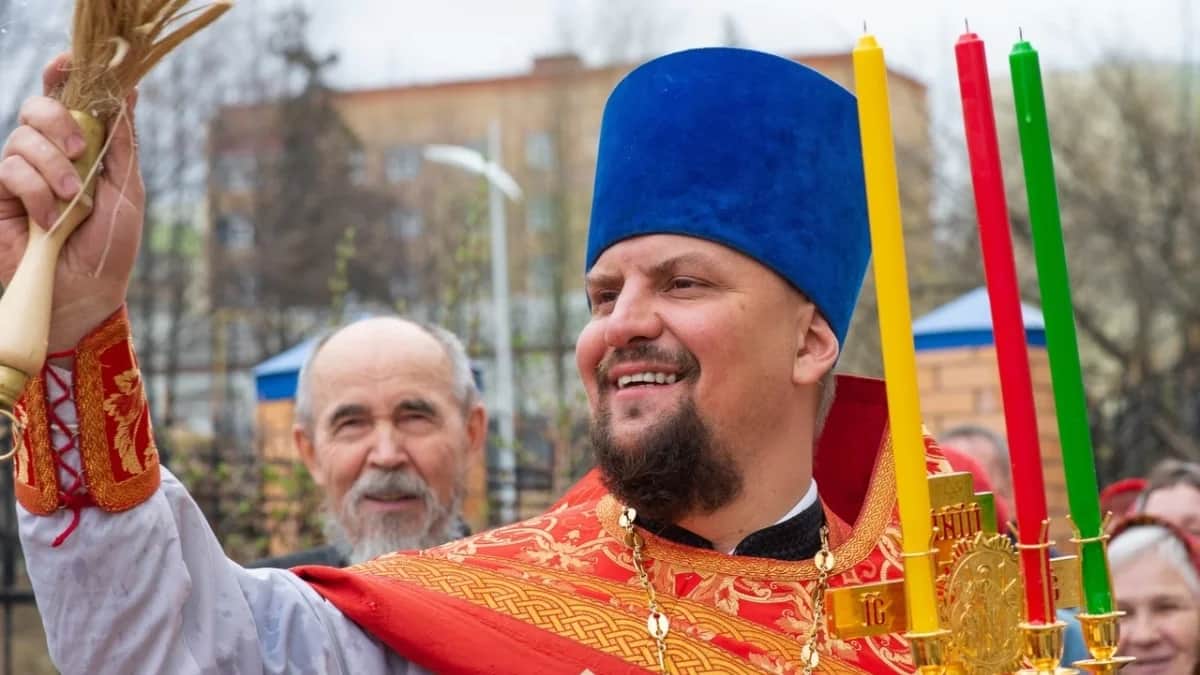 Священник Михаил Зубарев. Фото: chelny-biz.ru