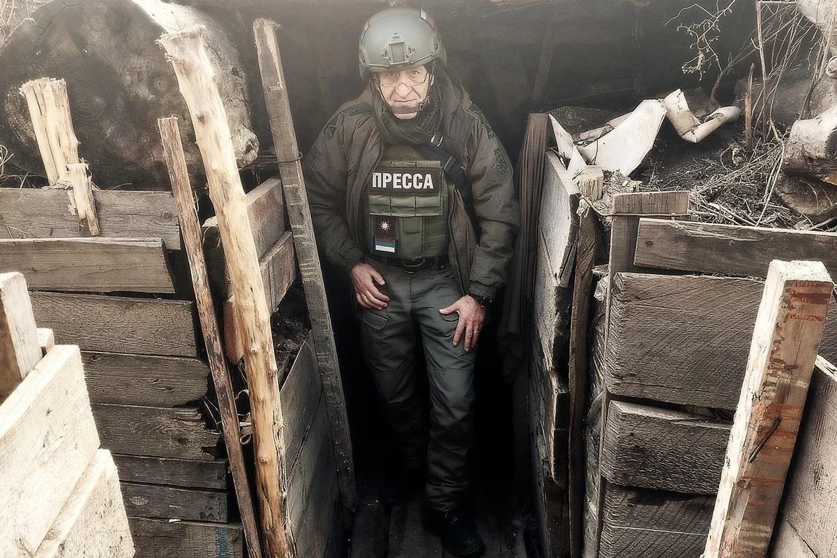 Владимиров в окопе. Фото: Алексей Владимиров / VK