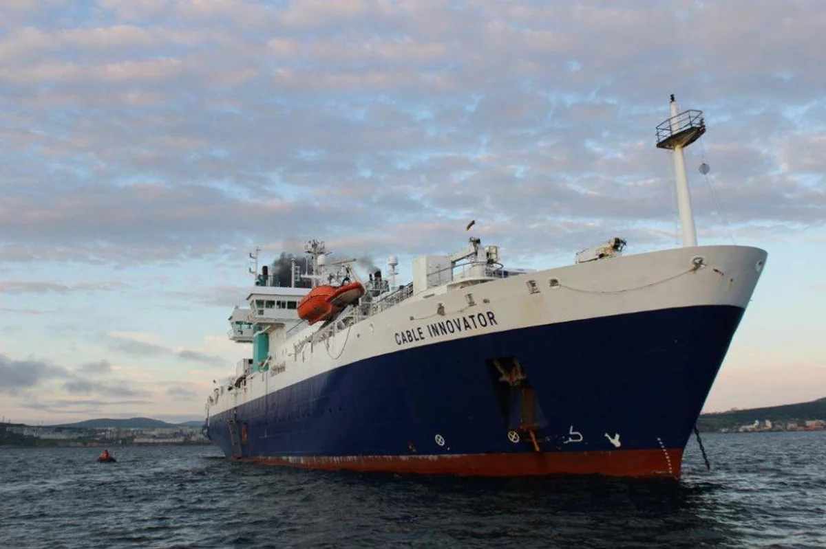 Корабль-кабелеукладчик подводной волоконно-оптической линии связи Cable Innovator. Фото: Ростелеком