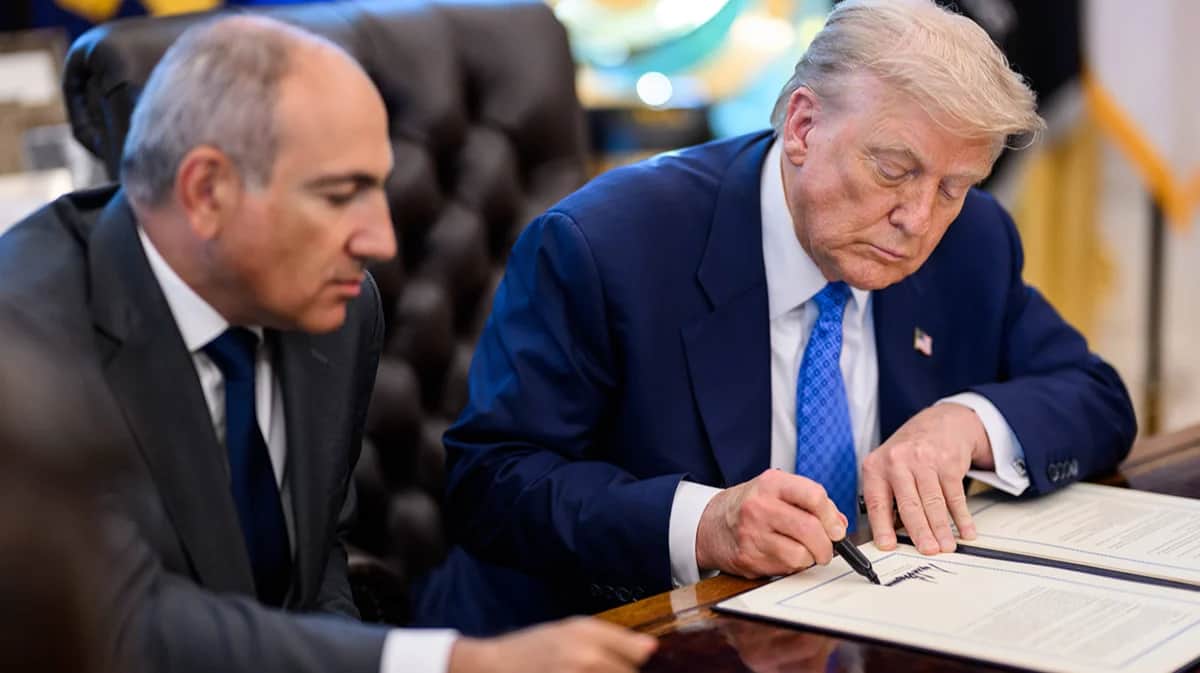 Дональд Трамп и Никол Пашинян в Овальном кабинете Белого дома, 8 августа 2025 года. Фото: Daniel Torok / Scanpix / LETA