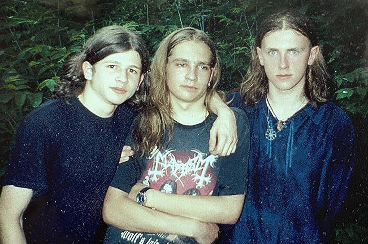 «Молот», после первого концерта в июне 2003 года. Алексей Левкин крайний справа. Фото: WOTANJUGEND / VK