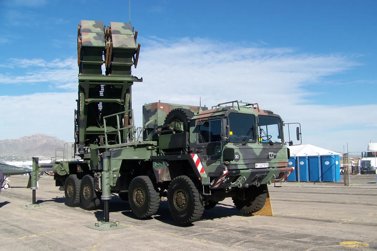 Подвижная ракетная установка комплекса «Patriot». Фото: Wikimedia Commons, Mark Holloway from Beatty, Nevada, USA. German Patriot, CC BY 2.0