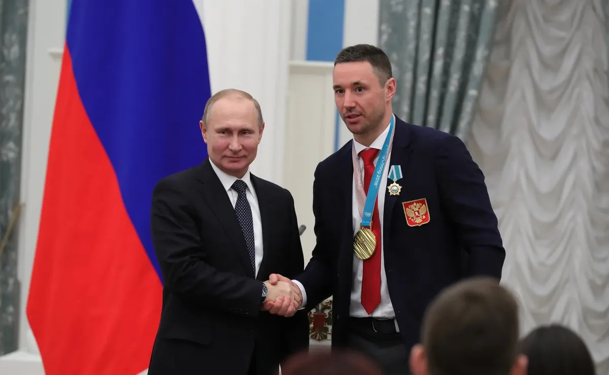 Vladimir Putin and Ilya Kovalchuk. Photo: the Kremlin