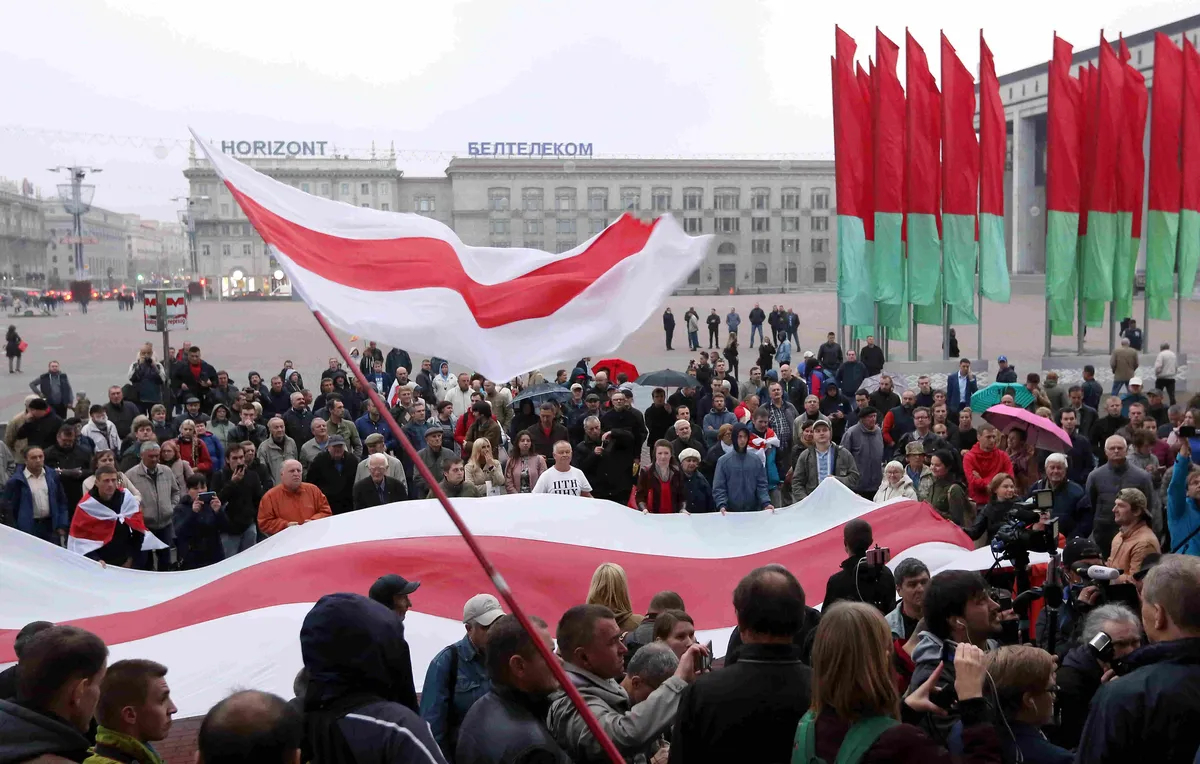 Участники митинга в Минске, 2017 год. Фото: EPA-EFE / TATYANA ZENKOVICH