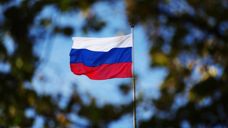 Слежка, экстрадиция и давление на родственников