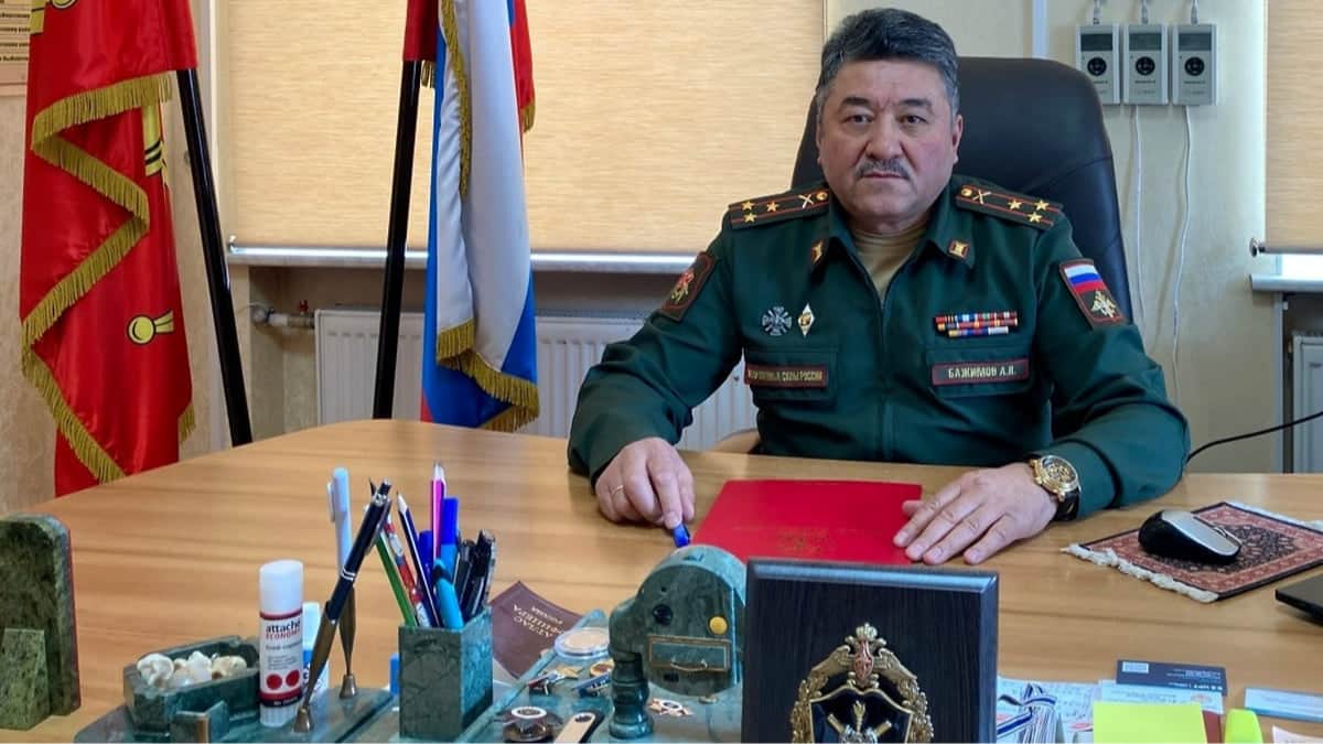 Александр Бажимов. Фото: Администрация Выборгского района Санкт-Петербурга