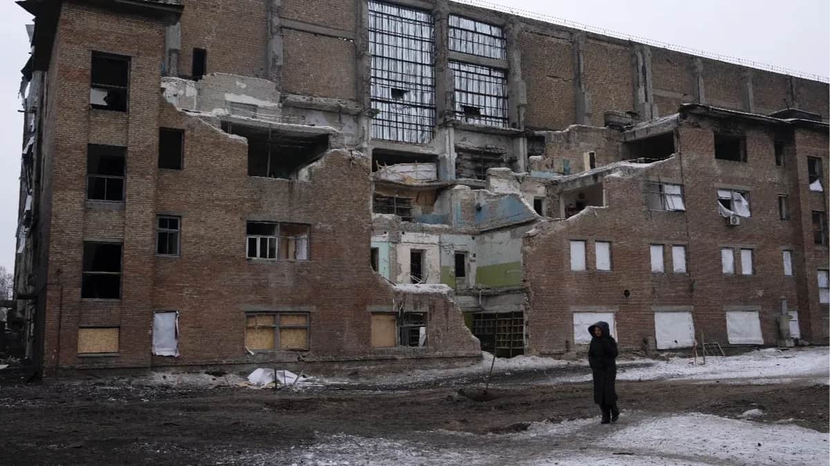 A thermal power plant that sustained damage in recent Russian missile and drone strikes in Kyiv, Ukraine, 4 February 2026. Photo: EPA
