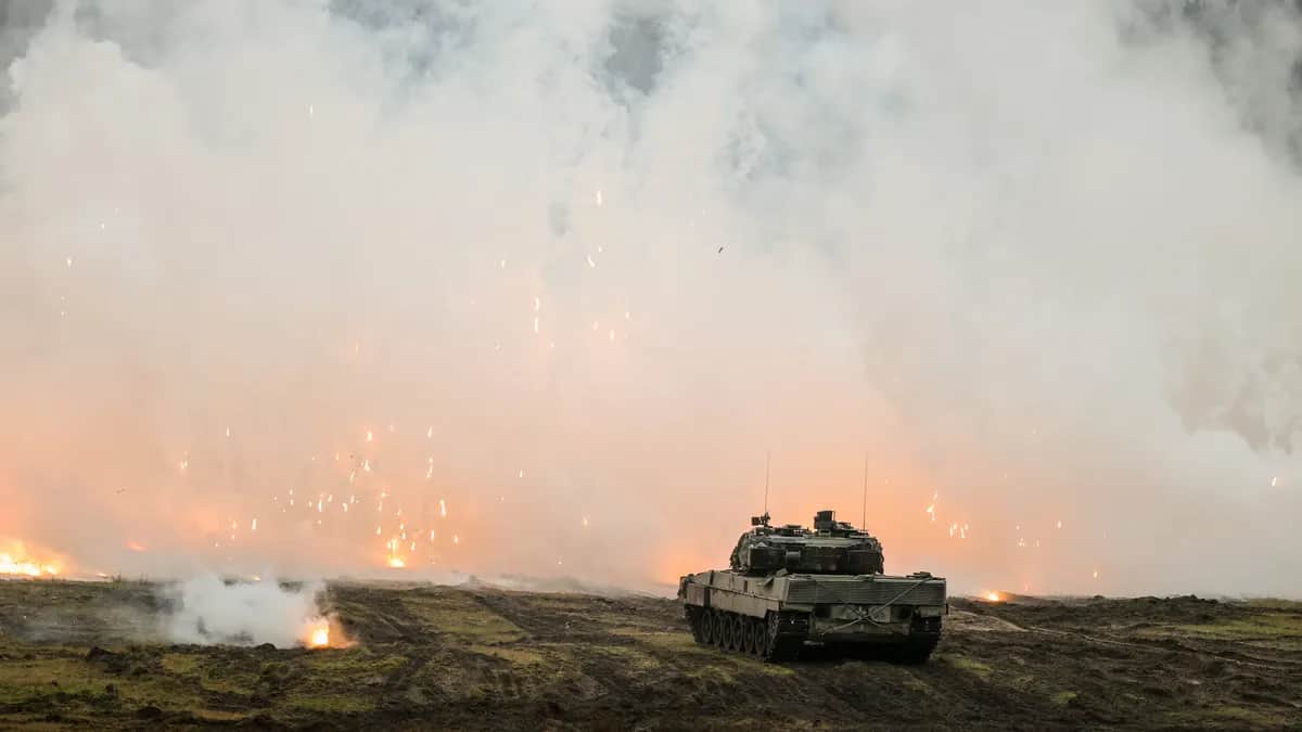 Боевой танк «Леопард 2 А6». Фото: EPA-EFE/FRIEDEMANN VOGEL