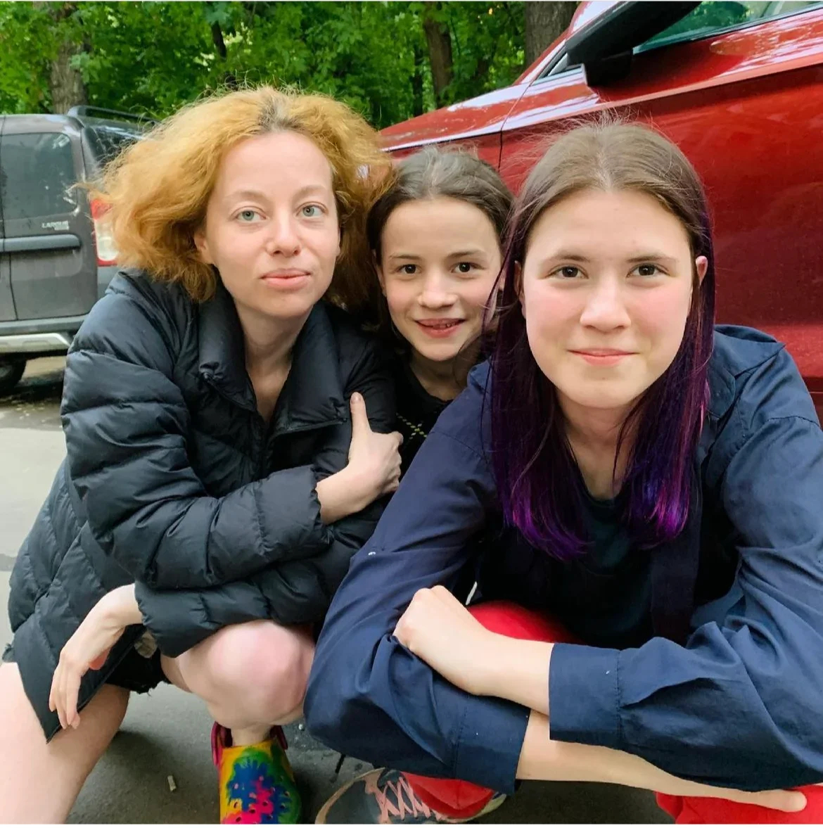 Zhenya Berkovich with daughters Kira and Anya. Photo: Instagram