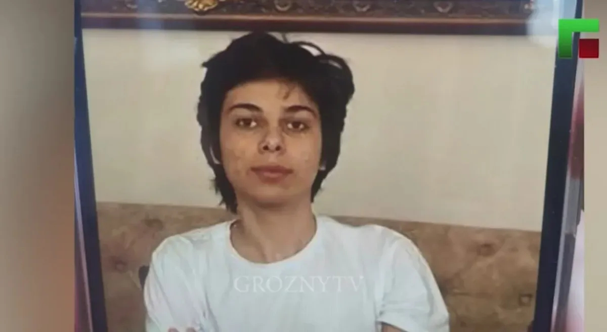 Юноша, который, по версии властей Чечни, напал на полицейских. Фото: скриншот из репортажа ЧГТРК «Грозный»