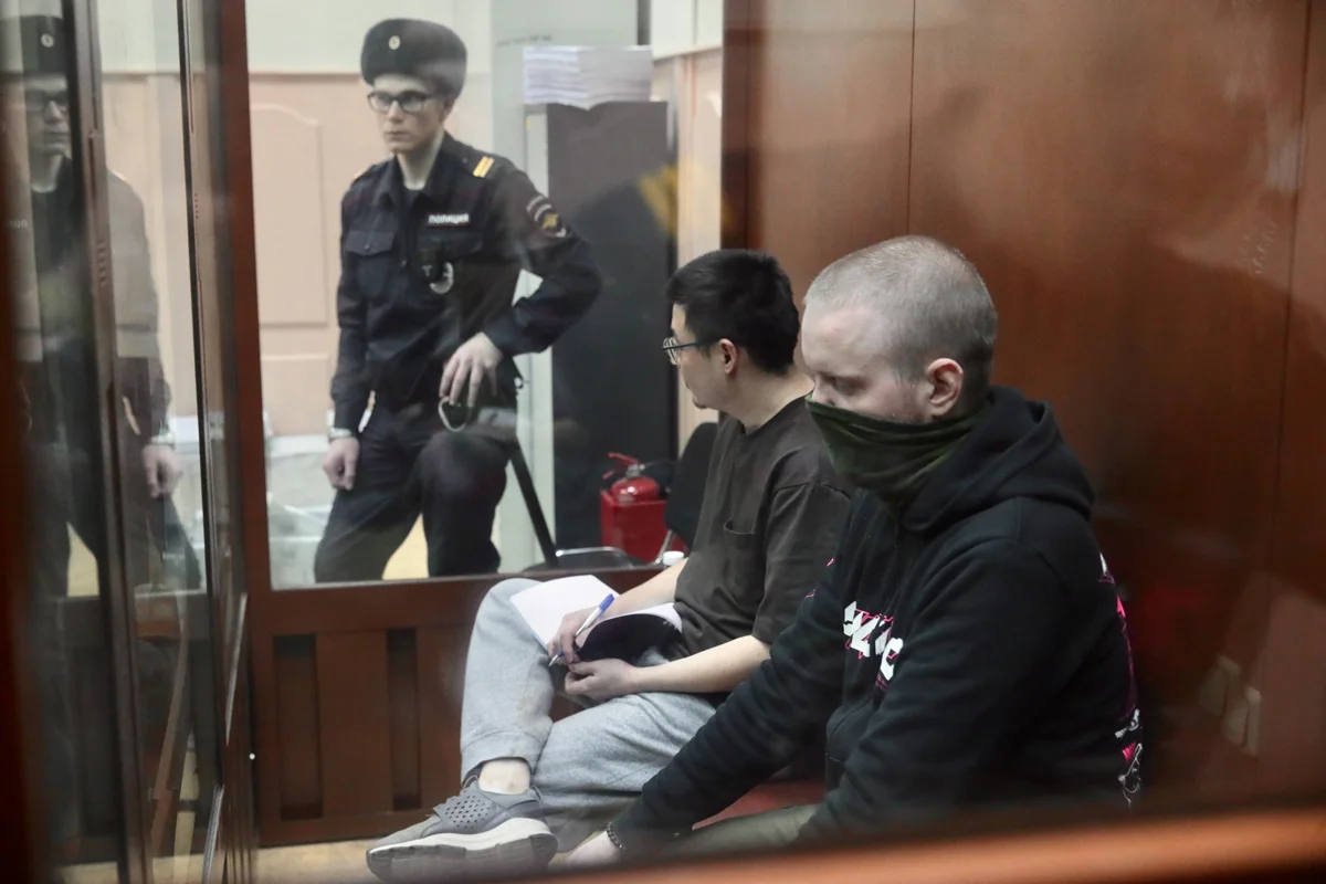 Александр Ким и Никита Дубас в Басманном районном суде Москвы, 18 января 2024 года. Фото: Василий Кузьмичёнок / АГН «Москва»