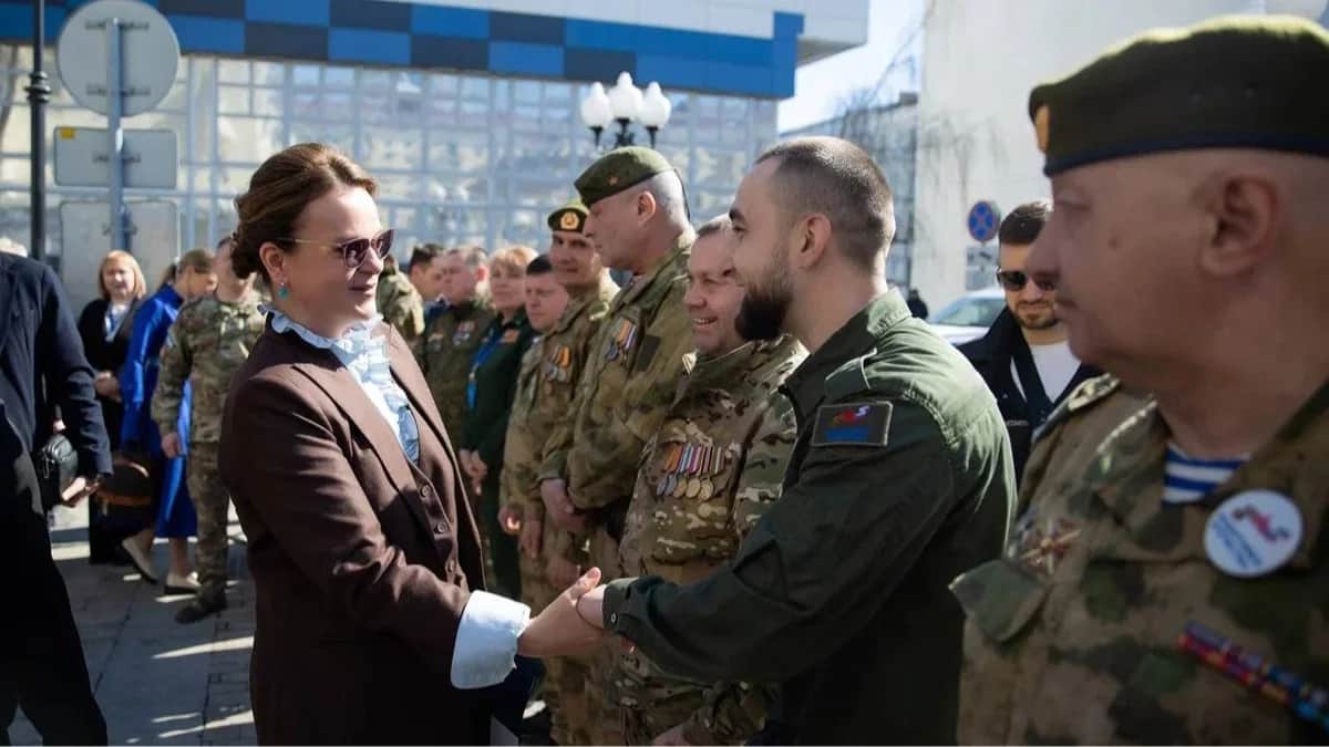 Председательница фонда Анна Цивилева на встрече с участниками российского вторжения в Украину, Башкортостан, 25 марта 2026 года. Фото: «Защитники Отечества»
