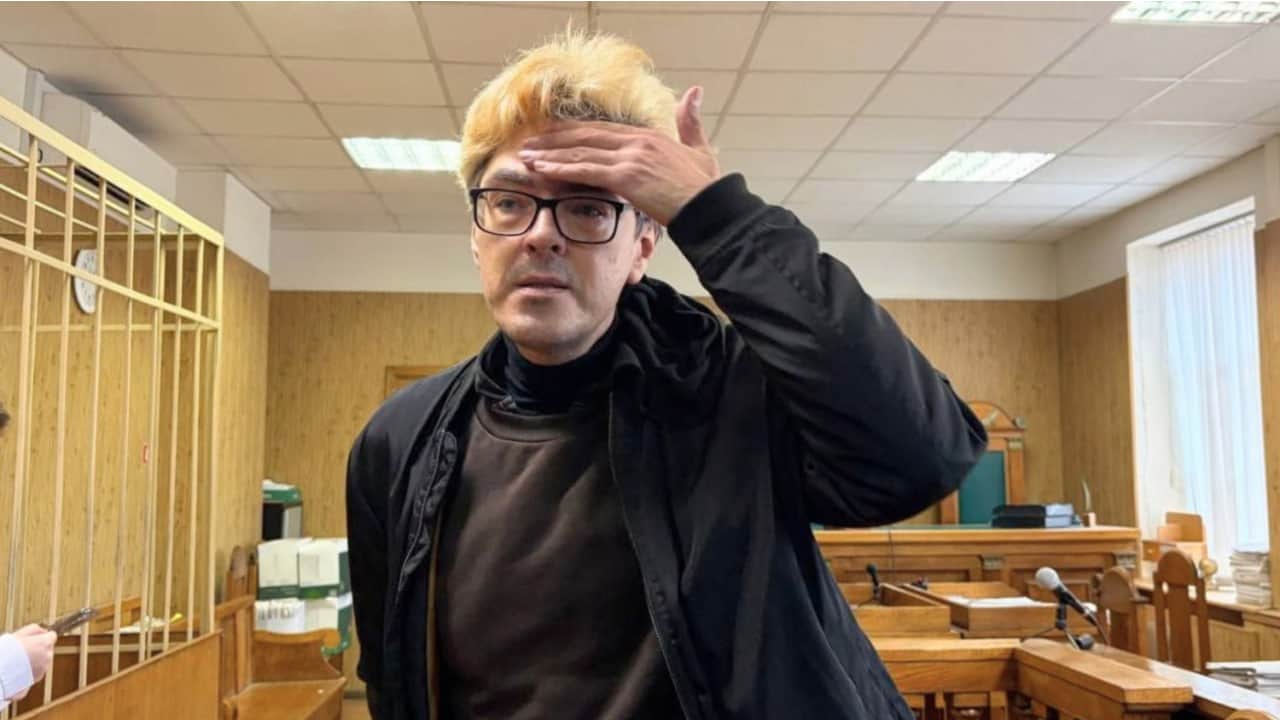 Алексей Поднебесный в зале суда. Фото: SOTAvision / Telegram