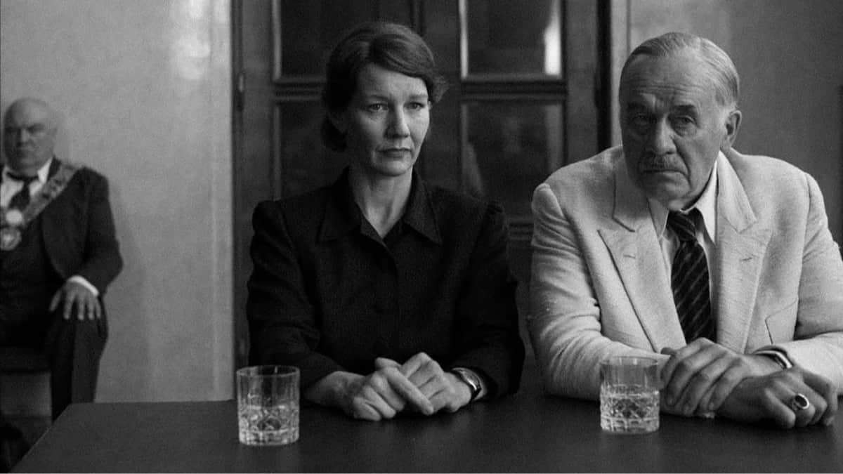 Кадр из фильма «Отечество» Павла Поликовского. Фото: seance.ru
