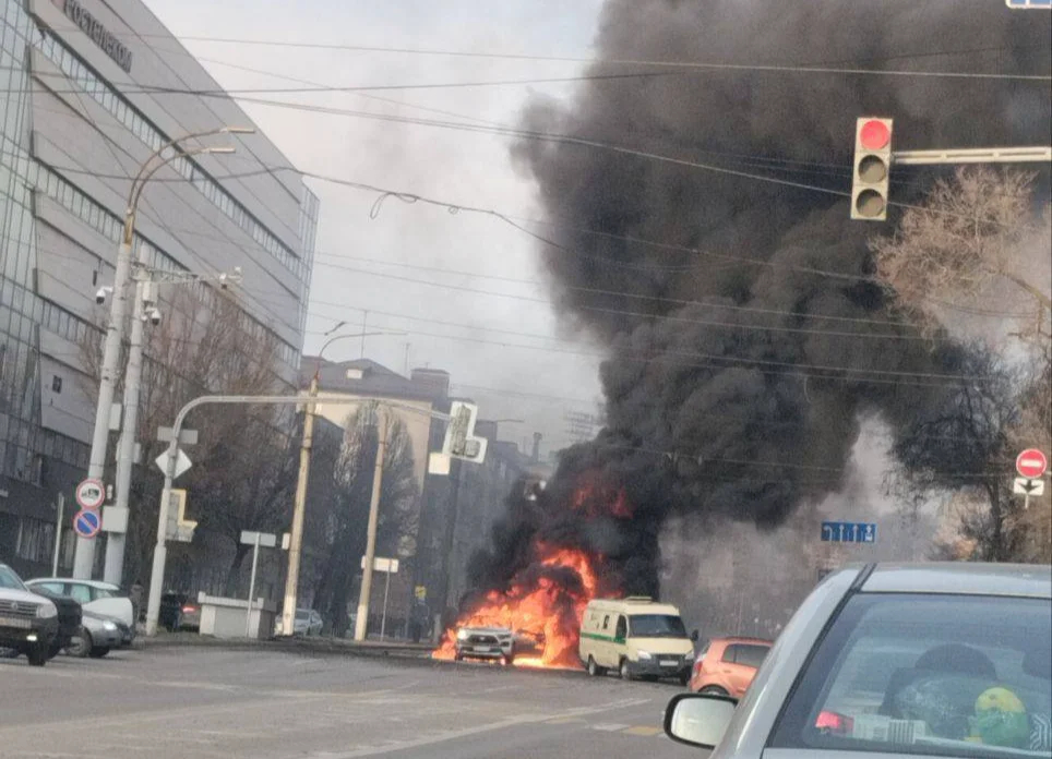 Последствия обстрела Белгорода. Фото: Baza
