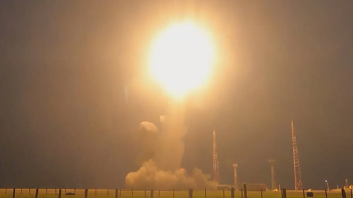 Испытательный пуск межконтинентальной баллистической ракеты с полигона Капустин Яр, 12 апреля 2024 года. Фото: Минобороны РФ