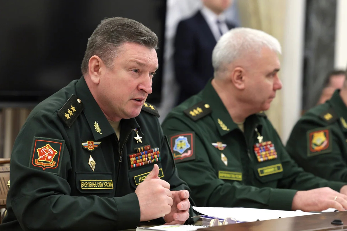 Александр Лапин на встрече Путина с командующими войсками военных округов, 15 мая 2024 года. Фото: Kremlin
