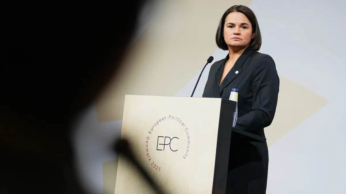 Sviatlana Tsikhanouskaya holds a press conference in Copenhagen, Denmark, 2 October 2025. Photo: EPA/THOMAS TRAASDAHL