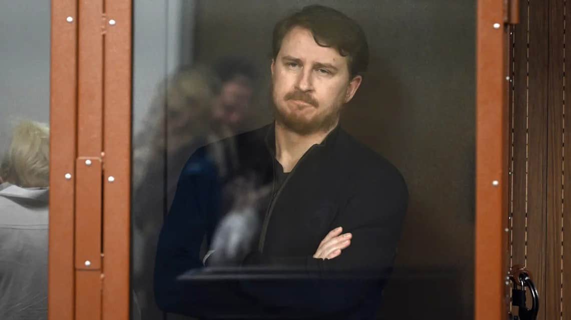 Участвовавшему в войне бывшему мэру Сочи дали 15 лет колонии по делу о многомиллионных взятках
