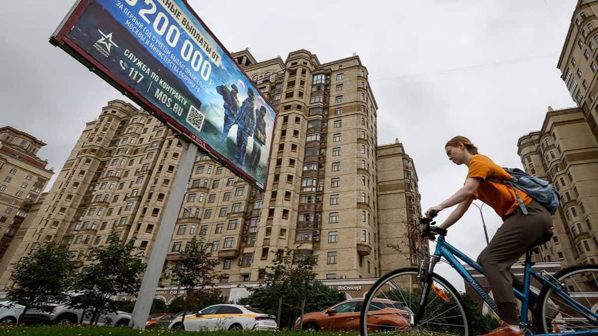 How Russia tries to recruit women into war by promising to write off their debt