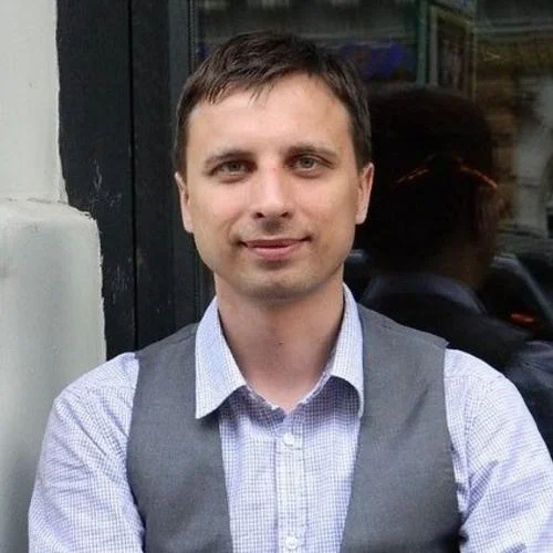 Максим Оленичев