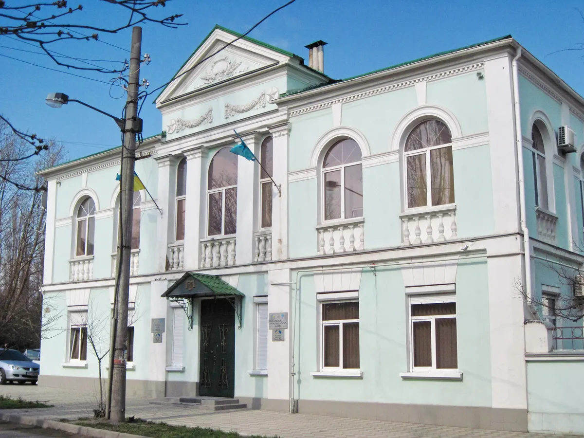 Бывшее здание Меджлиса в Симферополе. Фото: Wikimedia Commons , CC BY-SA 3.0