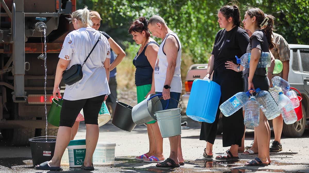 Бензин по квотам, вода по часам, продукты про запас
